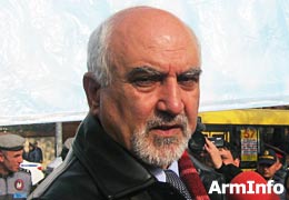 Paruyr Hayrikian starting hunger strike: the politician demands the president