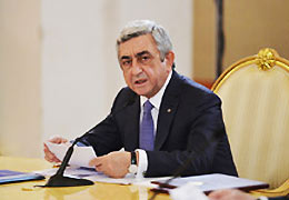 Serzh Sargsyan holds a consultation with law enforcers   