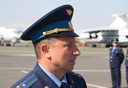 Петров: Информации о поставках в ближайшее время на авиабазу "Эребуни"  новой техники у меня нет