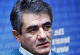 Վերլուծաբան. Հայաստանի իշխանությունների «ազգ-բանակ- եկեղեցի՚ թեզիսը քաղաքացիների կամքը ճնշելու փորձի նոր մարմնավորում է