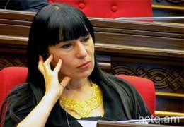 Naira Zohrabyan suggests inquiring into financial frauds by wife of ex Finance Minister 