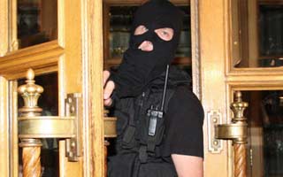 Адвокаты Армении намерены обратиться в международные инстанции, протестуя против <незаконных обысков>