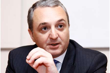 Мнацаканян уклонился от ответа на вопрос о возможном прекращении авиасообщения с Италией из-за коронавируса