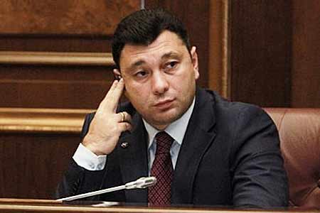 Полиция Эдуарду Шармазанову: Молчание Валерия Осипяна в связи с амнистией некоторых членов группы "Сасна Црер" не означает отсуствие позиции