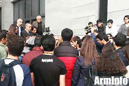 Students protesting the cancellation of the deferment from compulsory military service blocked the entrance to the building of the National Assembly of Armenia