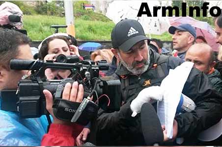 Pashinyan: Negotiations are to be held on one and single agenda -  resignation of Serzh Sargsyan