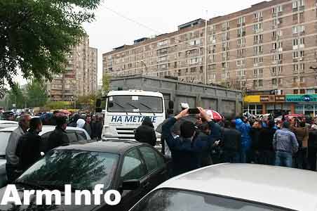 Since yesterday, all high-ranking officials and MPs from the RPA, on the orders of the "tops" are personally mobilized in the process of roads opening.