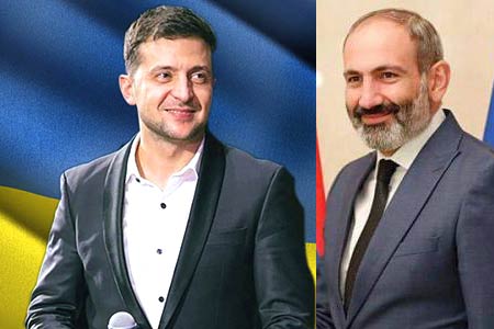 Пашинян и Зеленский обсудили перспективы развития сотрудничества