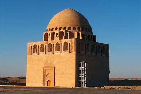 Когда-то Мерв, как и Багдад, Каир или Дамаск, считался одной из важных столиц исламского мира
