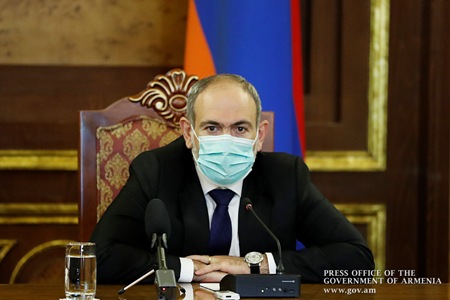 Премьер-министр Армении: Нужно прекратить международный террористический акт против народа Нагорного Карабаха