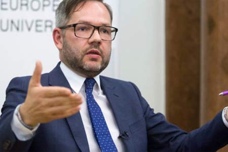 Депутат Бундестага призвал власти Германии ввести санкции против Азербайджана