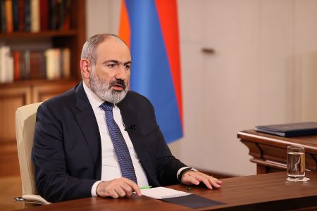 Пашинян не был в курсе некоторых подробностей: родители погибших в селе Азат 15 военнослужащих встретились с премьером