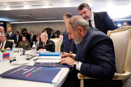 Никол Пашинян назначил замов по линии правящей партии