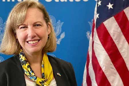 Кристина Квин будет отозвана с поста посла США в Армении