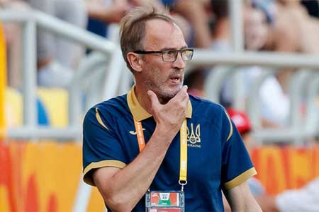 Head coach of Armenian national football team dismissed