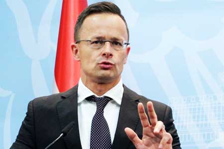 Глава МИД: Венгрия выступает за достижение мирного соглашения между Арменией и Азербайджаном
