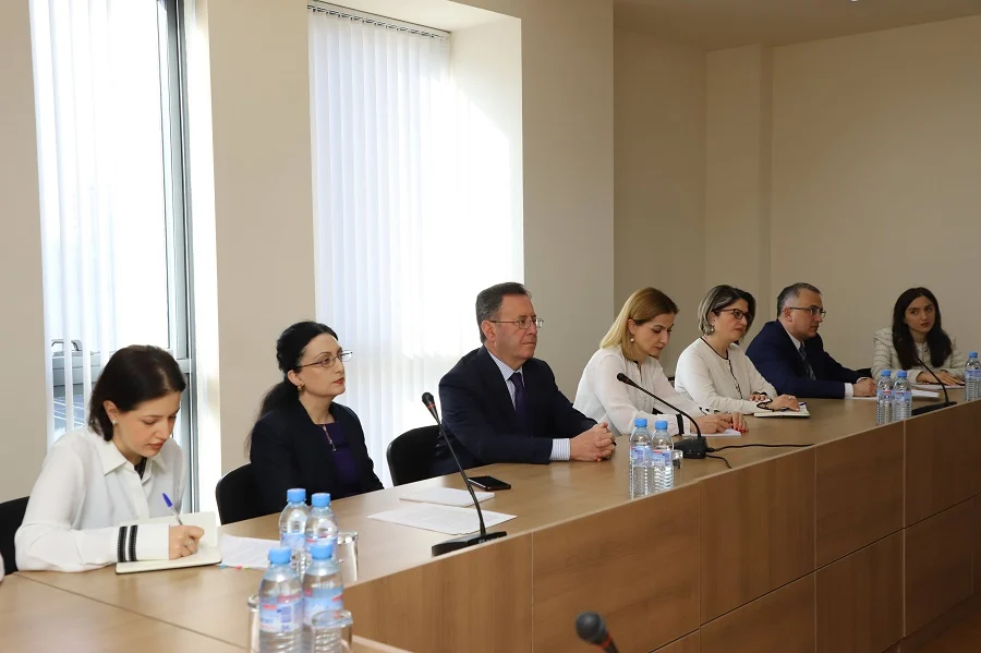 ԱԳՆ Եվրոպայի վարչության պետն ընդունել է ՀՀ-ԵՄ մուտքի արտոնագրերի ազատականացման հարցերով ԵՄ փորձագիտական երկրորդ առաքելությանը