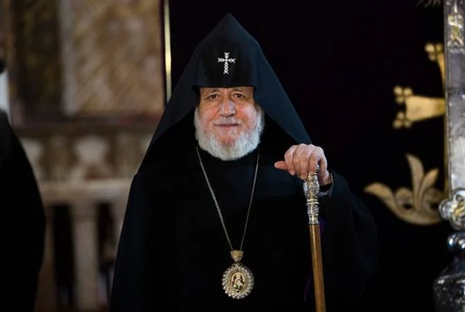 Католикос всех армян направил соболезнованиями в связи с кончиной Папы Римского