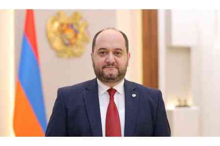 Чем обусловлено желание узнать, придерживался ли Католикос целибата? ААЦ припомнили оппозиционную деятельность