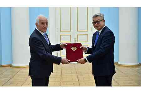 Malaysian ambassador presents his credentials to RA president