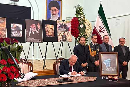 Heads of Russian and Belarusian diplomatic missions express their condolences at Iranian Embassy in Yerevan