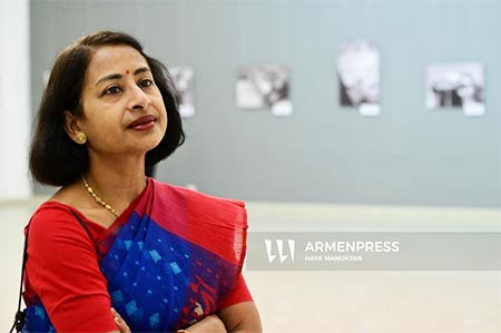 Indian Ambassador to Armenia awarded Honorary Partner medal by RA  Investigative Committee