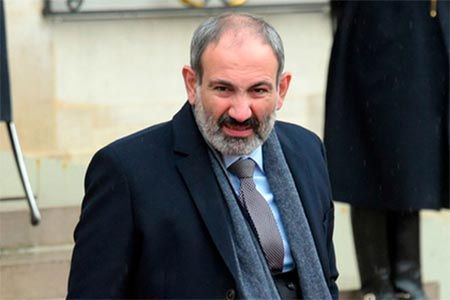 Փաշինյանը ծառայողական քննություն է նշանակել Ապարանի դպրոցների տնօրենների նկատմամբ, ովքեր երեխաներին ներգրավել են իր օգտին քարոզչությանը