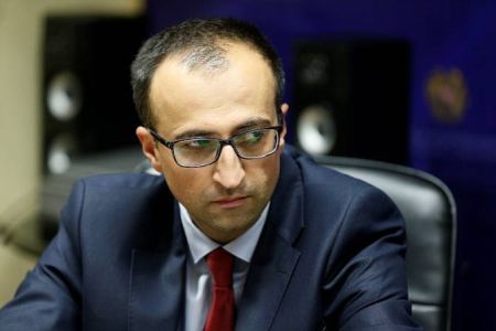 Министр: В Армении лишь чуть более 1 тысячи пенсионеров пока не получают пенсии в безналичной форме