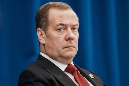 Medvedev calls for end to tolerant attitude toward accession of  Russia`s neighbors, including Armenia, to the military-economic EU