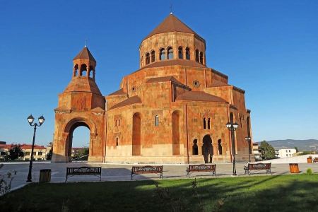 Ադրբեջանը վանդալիզմի է ենթարկել օկուպացված Ստեփանակերտի Սուրբ Աստվածամոր տաճարը