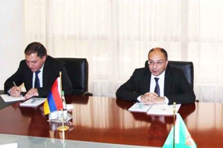 Թուրքմենստանի ԱԳՆ-ում կայացել է հանդիպում Հայաստանի դեսպանի հետ