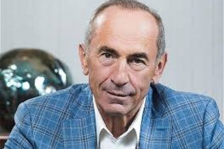 Роберт Кочарян: в США посчитали, что с уничтожением соколов к власти в Иране придут голуби, однако просчитались в своих расчетах