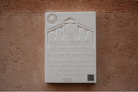 Memorial plaque in honor of Avetik Isahakyan  unveiled in Venice