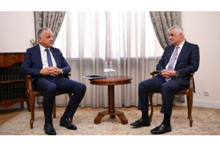 Երեւանում հույս ունեն, որ Եվրոպական քաղաքական համայնքի եւ Հայաստան-ԵՄ առաջիկա գագաթաժողովները կարտացոլեն փոխշահավետ գործընկերությունը շարունակելու կողմերի մտադրությունը