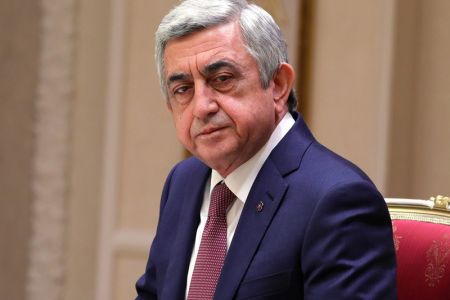 Саргсян: Оторвавшая от корней, поставившая на колени, ввергшая в долги и наводнившая ложью Армению группа должна уйти