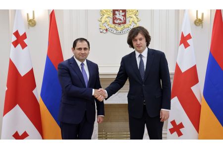 RA defense minister, Georgian premier discuss regional security  issues 