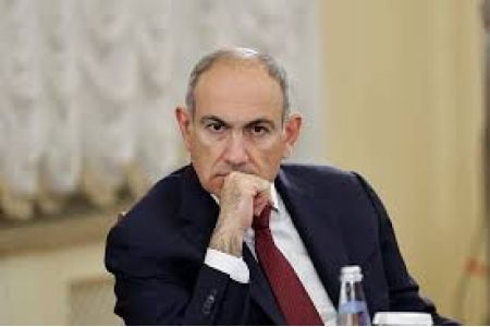 Հայաստանի վարչապետը կրկին քննադատել է Հայ Առաքելական Եկեղեցուն եւ նրա առաջնորդին