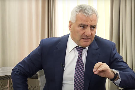 Партия "Сильная Армения" хочет применить в стране "закон против Сафарова"