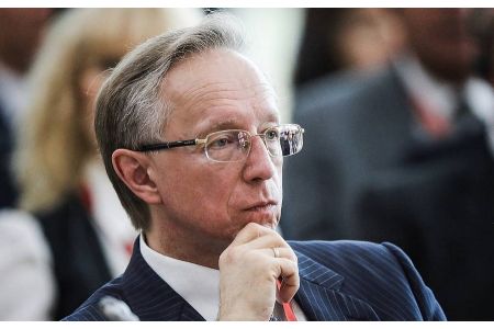 Замглавы МИД России: У Армении не получится одновременно танцевать на двух свадьбах