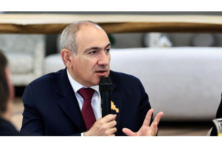 Премьер РА: мы не будем предпринимать шаги против России, а тем более, воевать с ней