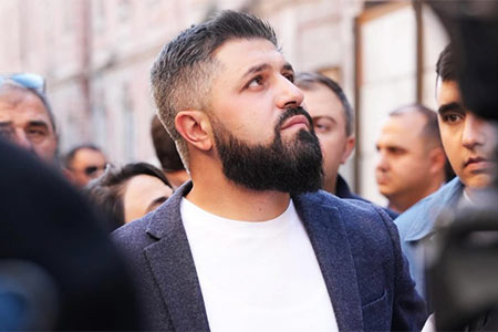 Суд в Армении арестовал сторонника "Сильной Армении" Алексаняна на два месяца