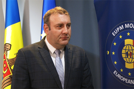 Եվրոխորհուրդը Կոսմին Դինեսկուին նշանակել է ԵՄ առաքելության ղեկավար, որն օգնելու է Հայաստանին պայքարել հիբրիդային սպառնալիքների դեմ