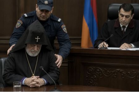 Judge recuses himself in criminal case involving Catholicos Karekin II