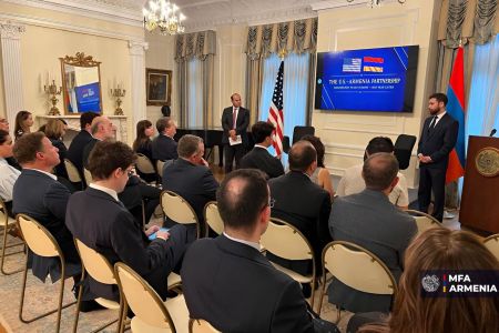 Ваан Костанян представил аналитическим центрам США основные приоритеты внешней политики Армении