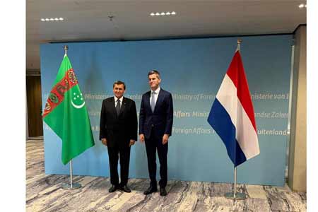 Meeting of the Foreign Ministers of Turkmenistan and the Netherlands held in the Hague
