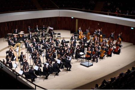 The Chelyabinsk Region State Symphony Orchestra began its tour of Armenia with a musical evening at the Russian Embassy
