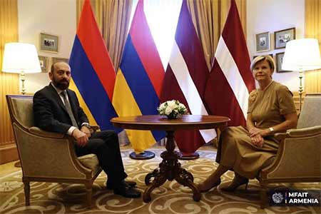 Հայաստանի ԱԳՄԱ նախարարը բանակցություններ է վարել Լատվիայի նախագահի հետ