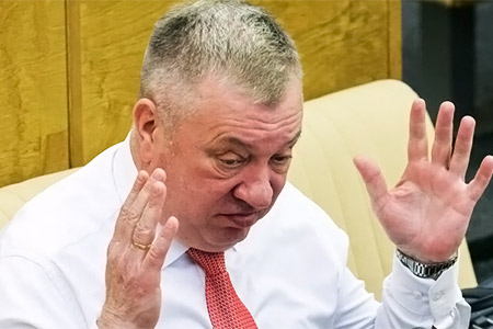 A State Duma deputy warned Armenia against adopting NATO standards.
