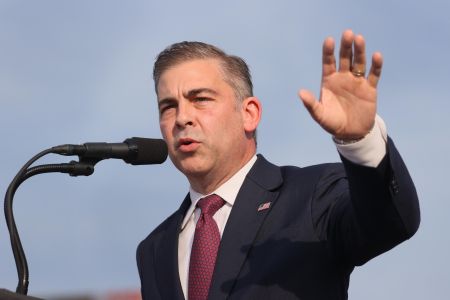 Մայք Քերին կոչ է արել Կոնգրեսին ճնշում գործադրել Ադրբեջանի վրա՝ Բաքվում պահվող բոլոր հայ պատանդներին ազատ արձակելու նպատակով