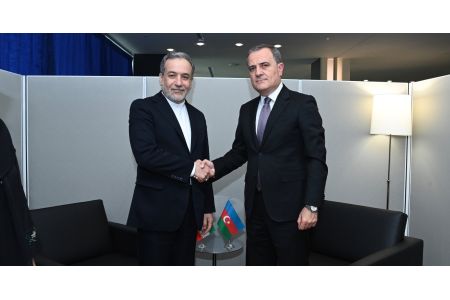 Главы МИД Ирана и Азербайджана обсудили последние региональные события